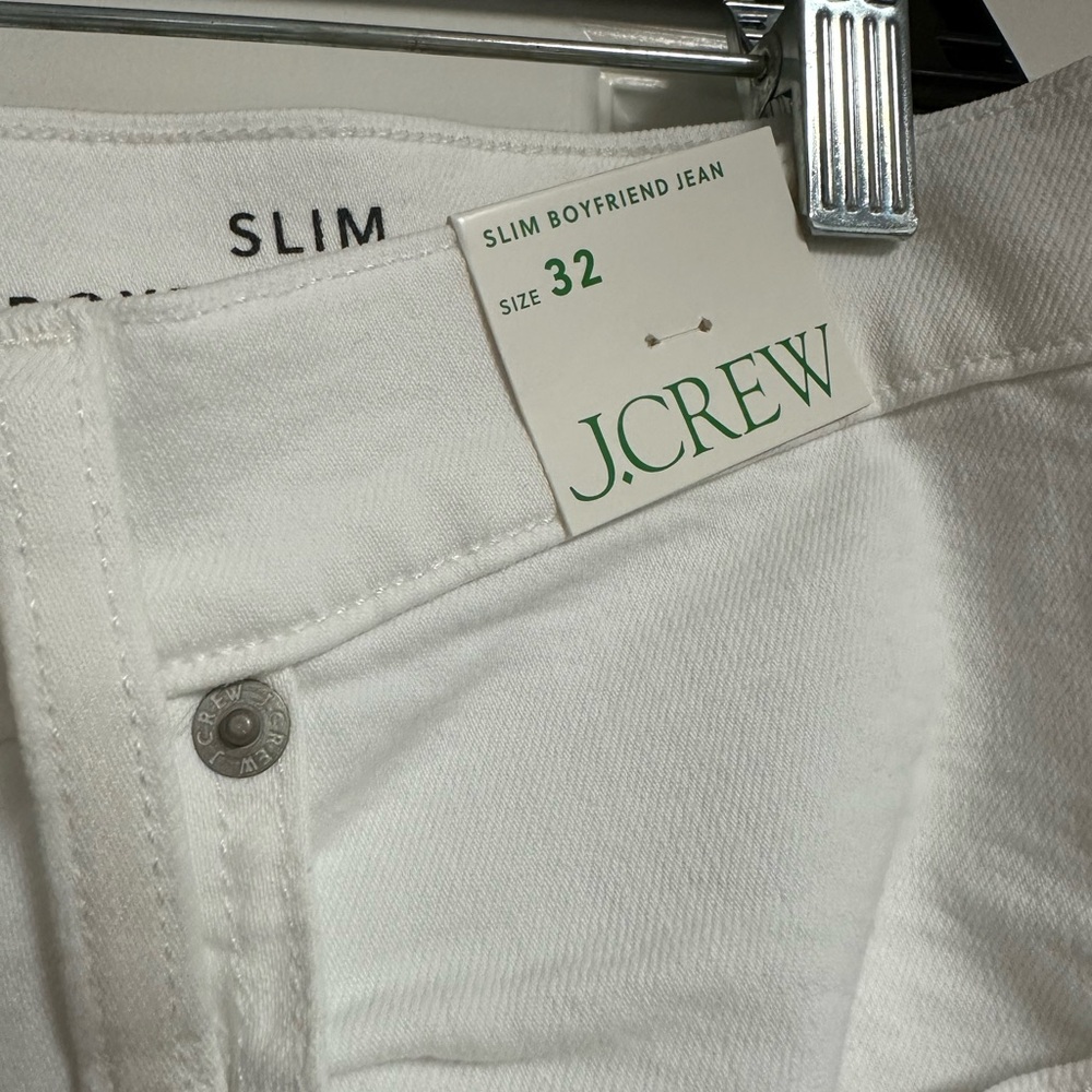 NWT - J. Crew Women’s Slim Boyfriend Jeans in White (Size 32)